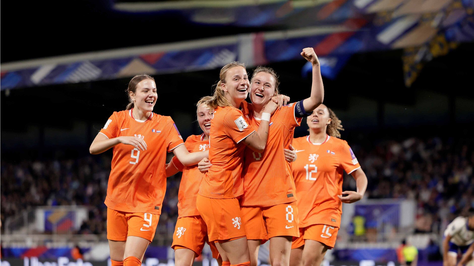 Oranjeleeuwinnen juichen